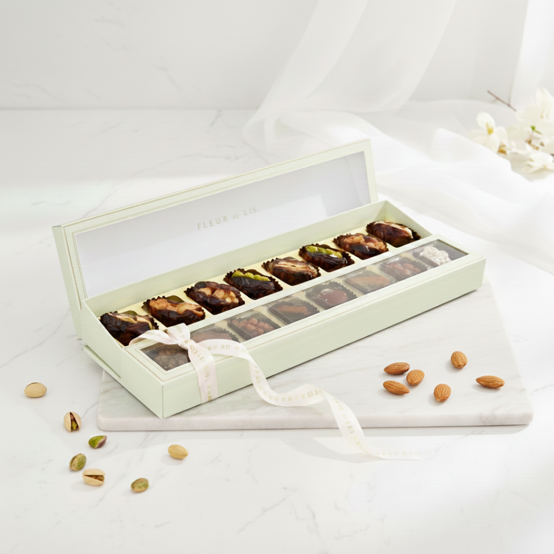 Surprise Box – Assorted Arabic Dates (8 Pcs)