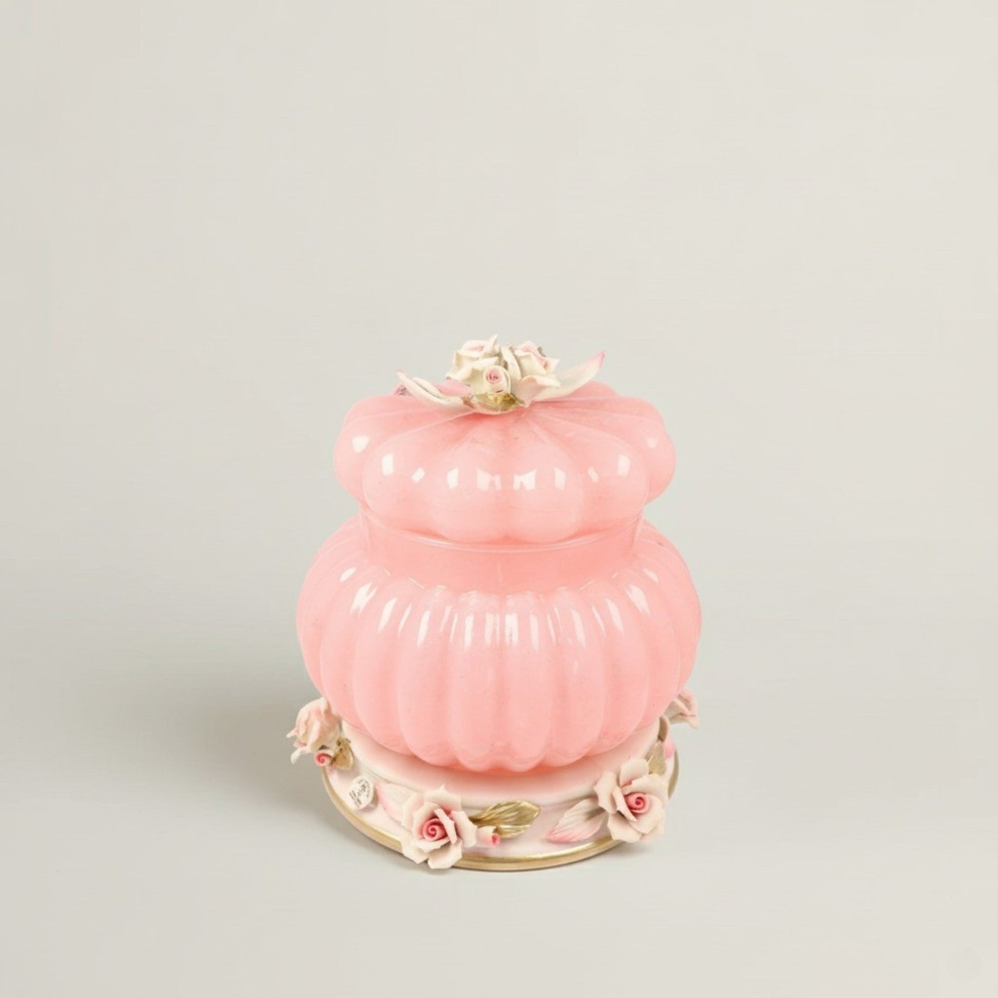 Pink Cresta Fleur de Lis