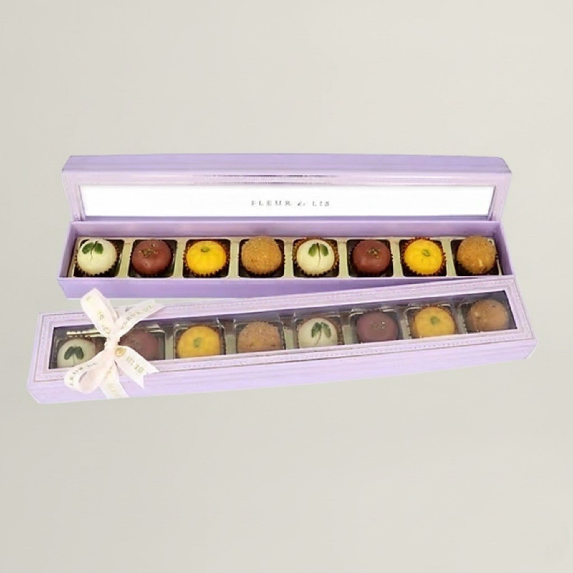 Delight Box – 8 Assorted Traditional Mithai Fleur de Lis