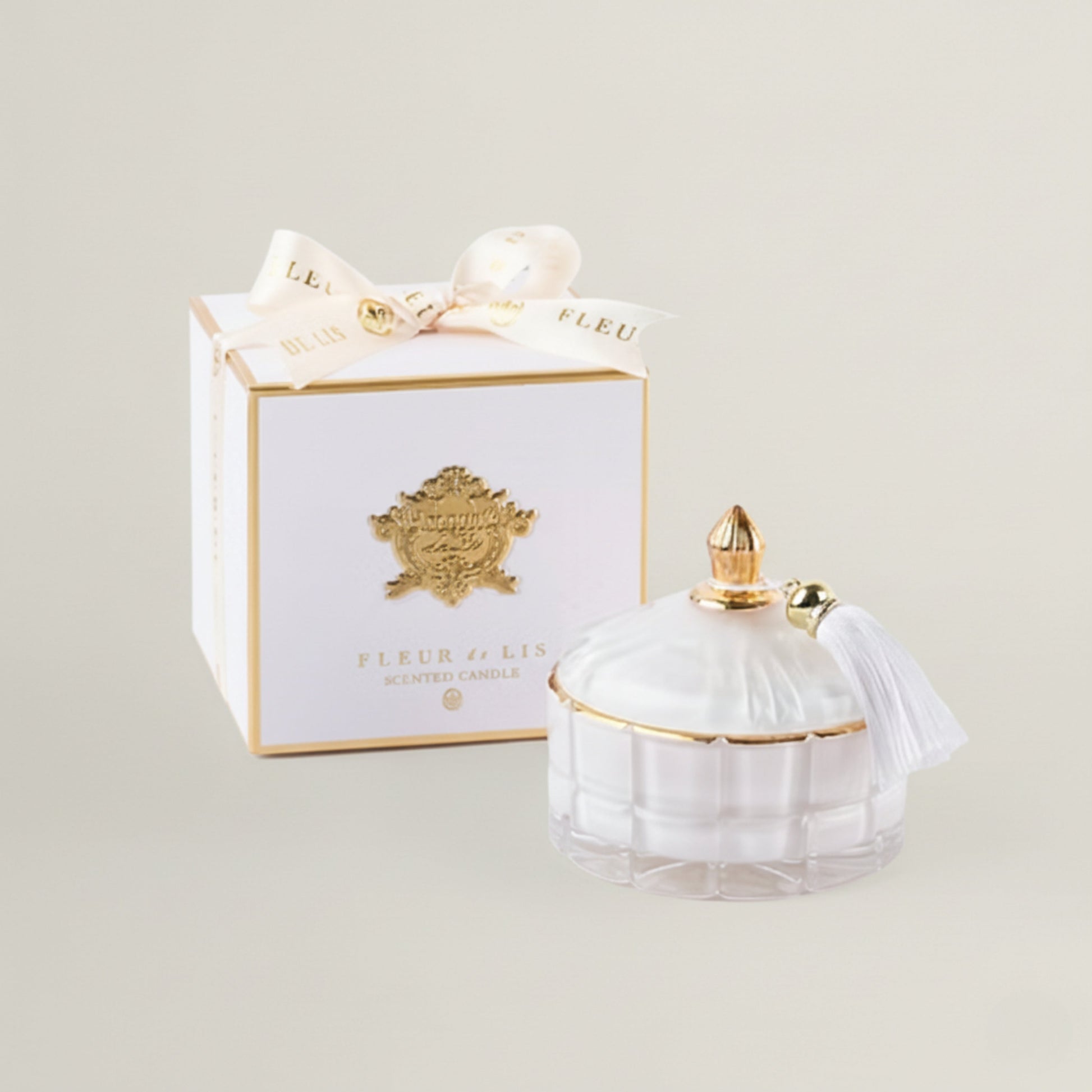 Dome Candle – Snow White Fleur de Lis