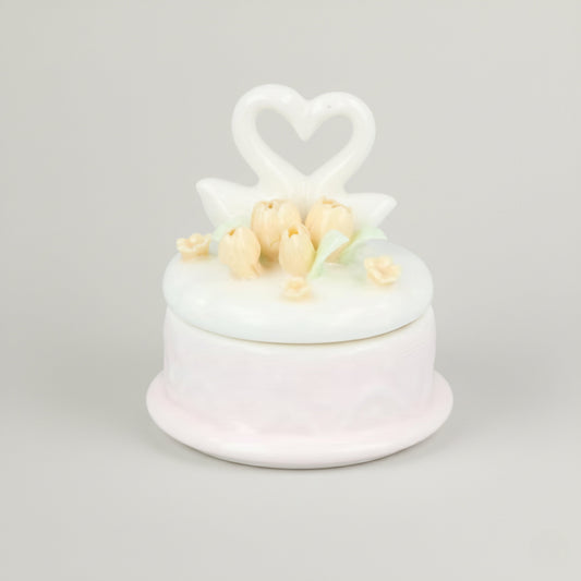 Love Birds Fleur de Lis