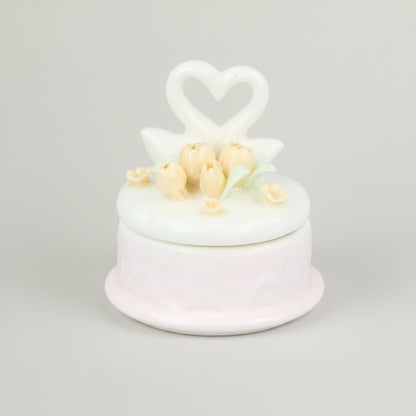 Love Birds Fleur de Lis