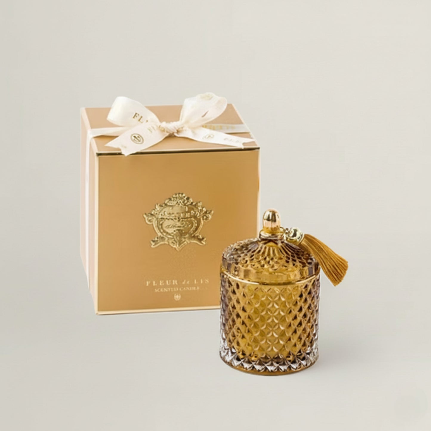 Pyramid Candle – Amber Gold Edition Fleur de Lis