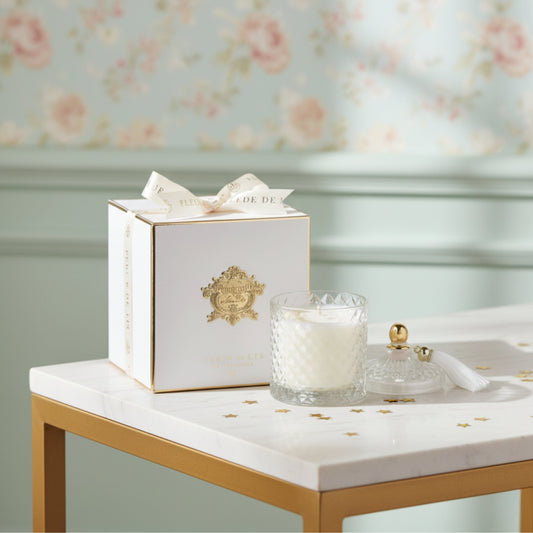 Pyramid Candle – Snow White Fleur de Lis