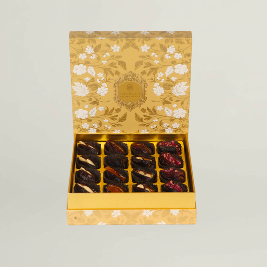 Assorted Arabic Dates (16 pcs)