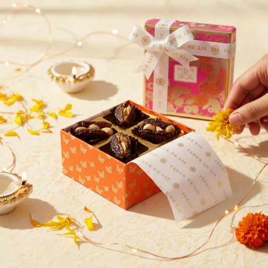 Surprise Box – Assorted Arabic Dates (4 pcs) Fleur de Lis