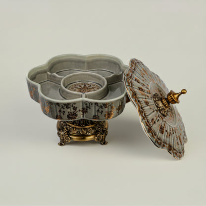 Victorian Snack Box Fleur de Lis