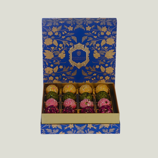 Assorted Mithai Gift Box (16 pcs)